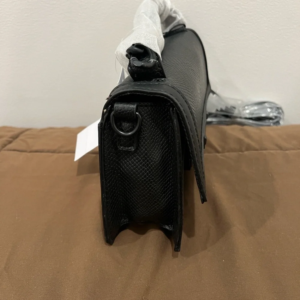 Nicole Miller NY Black Mini Clutch W/ Shoulder Strap NWT - Picture 8 of 14